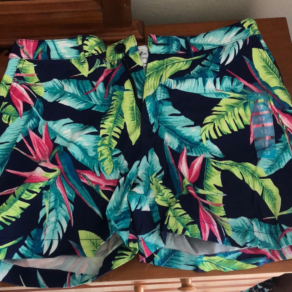 Tropical shorts